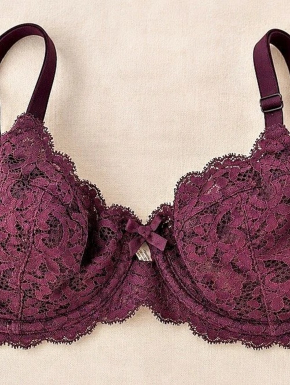 Victoria's Secret Lace Bra in Purple 36D NWT